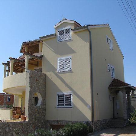 Apartment Megi Tribalj Exterior foto